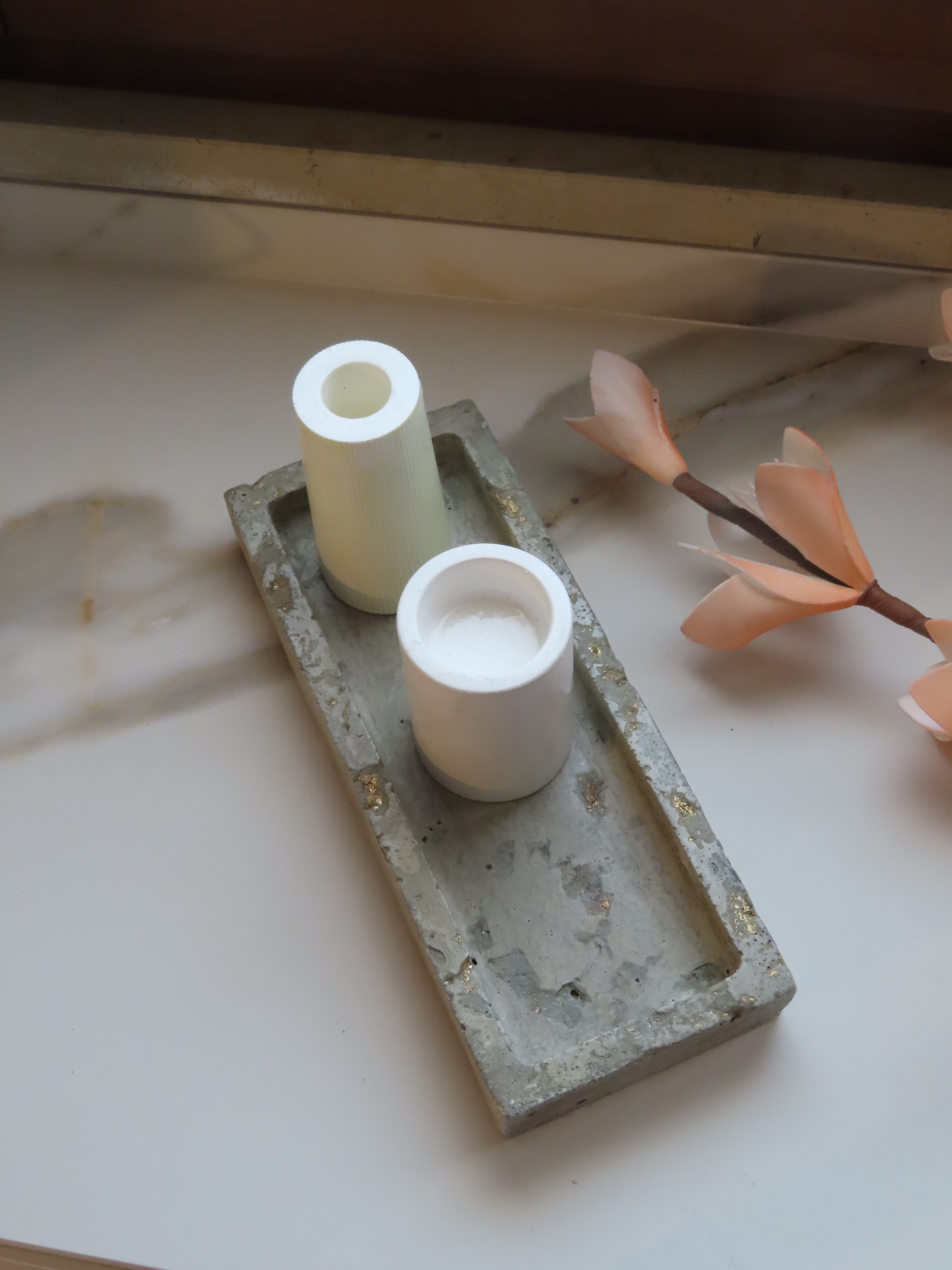 Concrete Soap Bottle Tray, Home Decor, Modern Decoration, Centerpiece